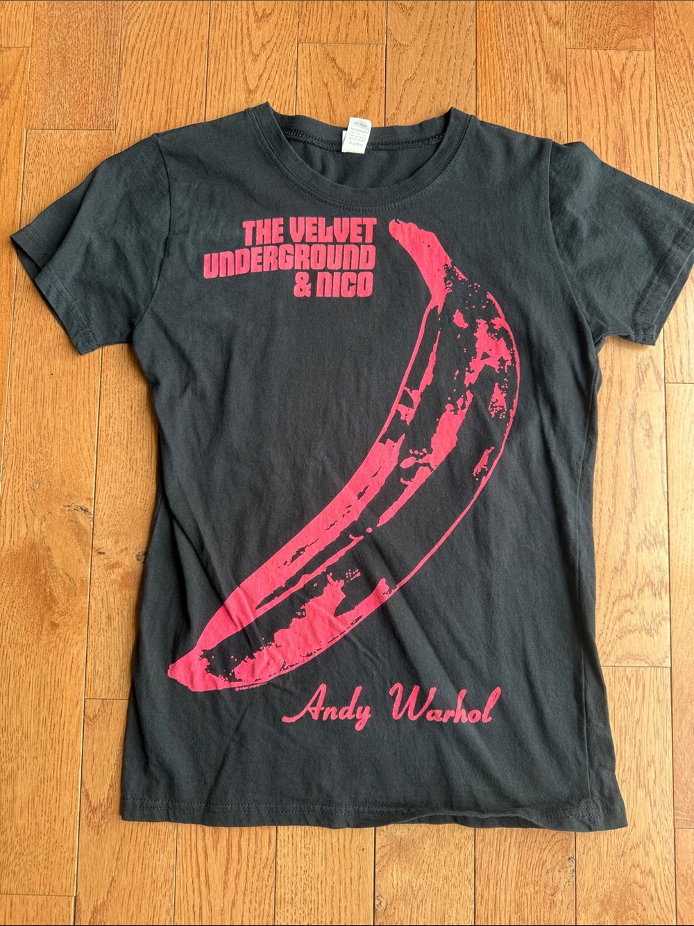 The Velvet Underground & Nico Andy Warhol Banana Graphic Tee - Black & Hot Pink
